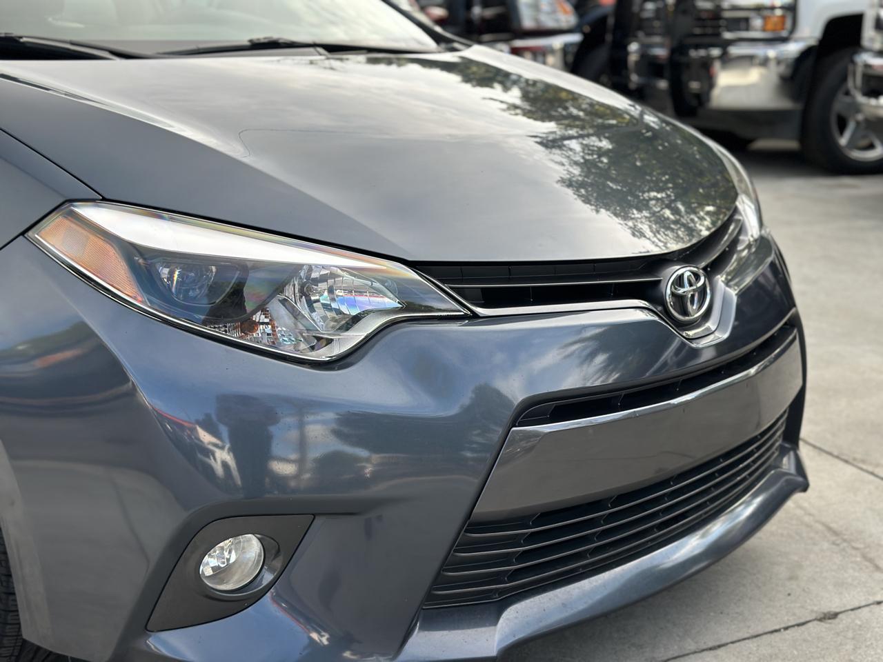 Toyota Corolla 4dr Sdn CVT LE Premium (Natl) 2015