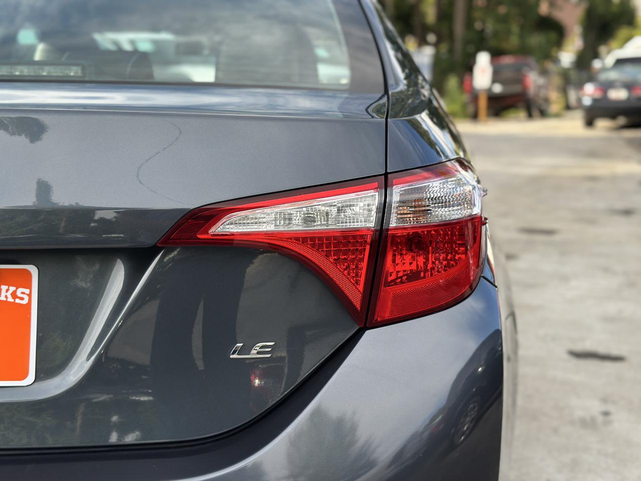 Toyota Corolla 4dr Sdn CVT LE Premium (Natl) 2015
