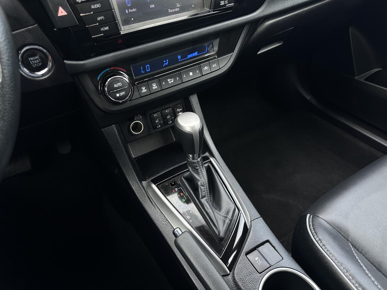 Toyota Corolla 4dr Sdn CVT LE Premium (Natl) 2015