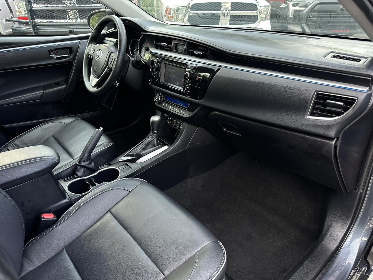 Toyota Corolla 4dr Sdn CVT LE Premium (Natl) 2015