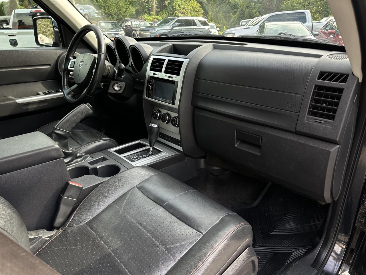 Dodge Nitro 2WD 4dr R/T 2007