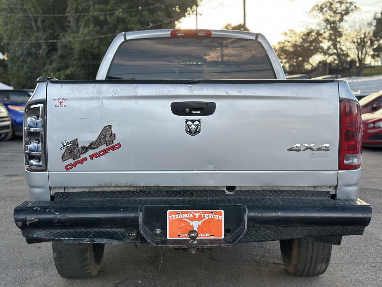 Dodge Ram 1500 4dr Mega Cab 160.5 4WD SLT 2006