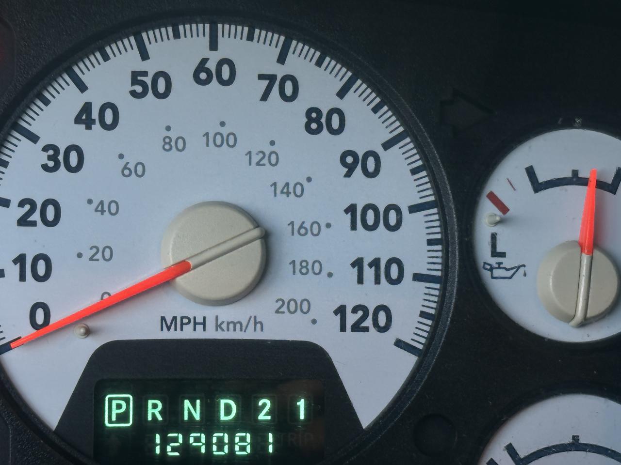 Dodge Ram 1500 4dr Mega Cab 160.5 4WD SLT 2006