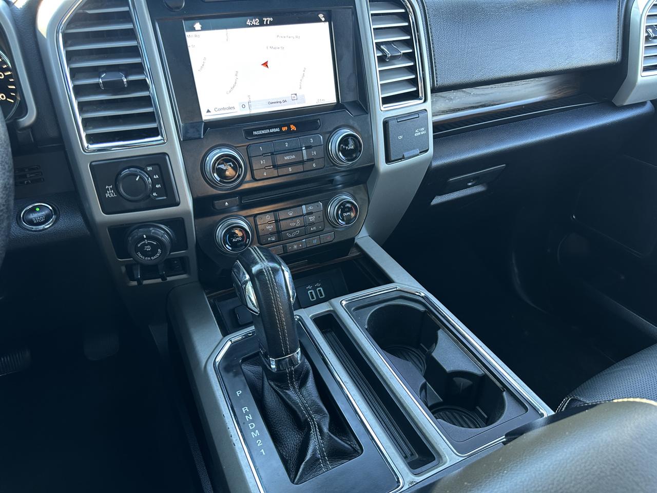 Ford F-150 4WD SuperCrew 139" Lariat 2016