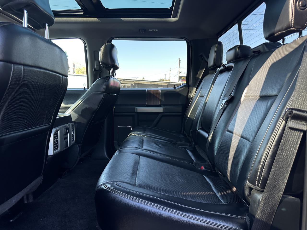 Ford F-150 4WD SuperCrew 139" Lariat 2016