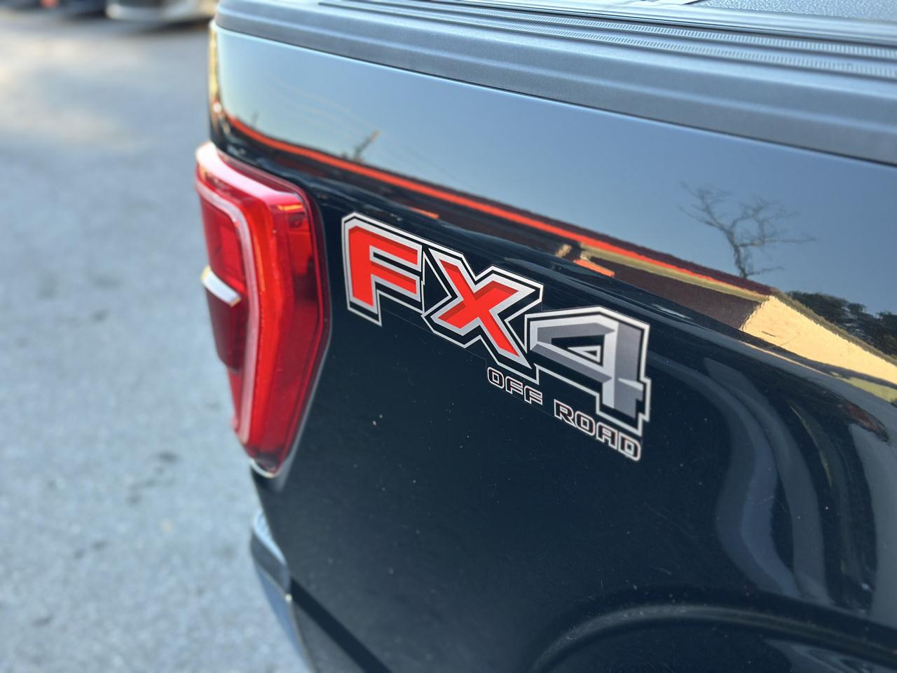 Ford F-150 Supercab 139" XLT 4WD 2021