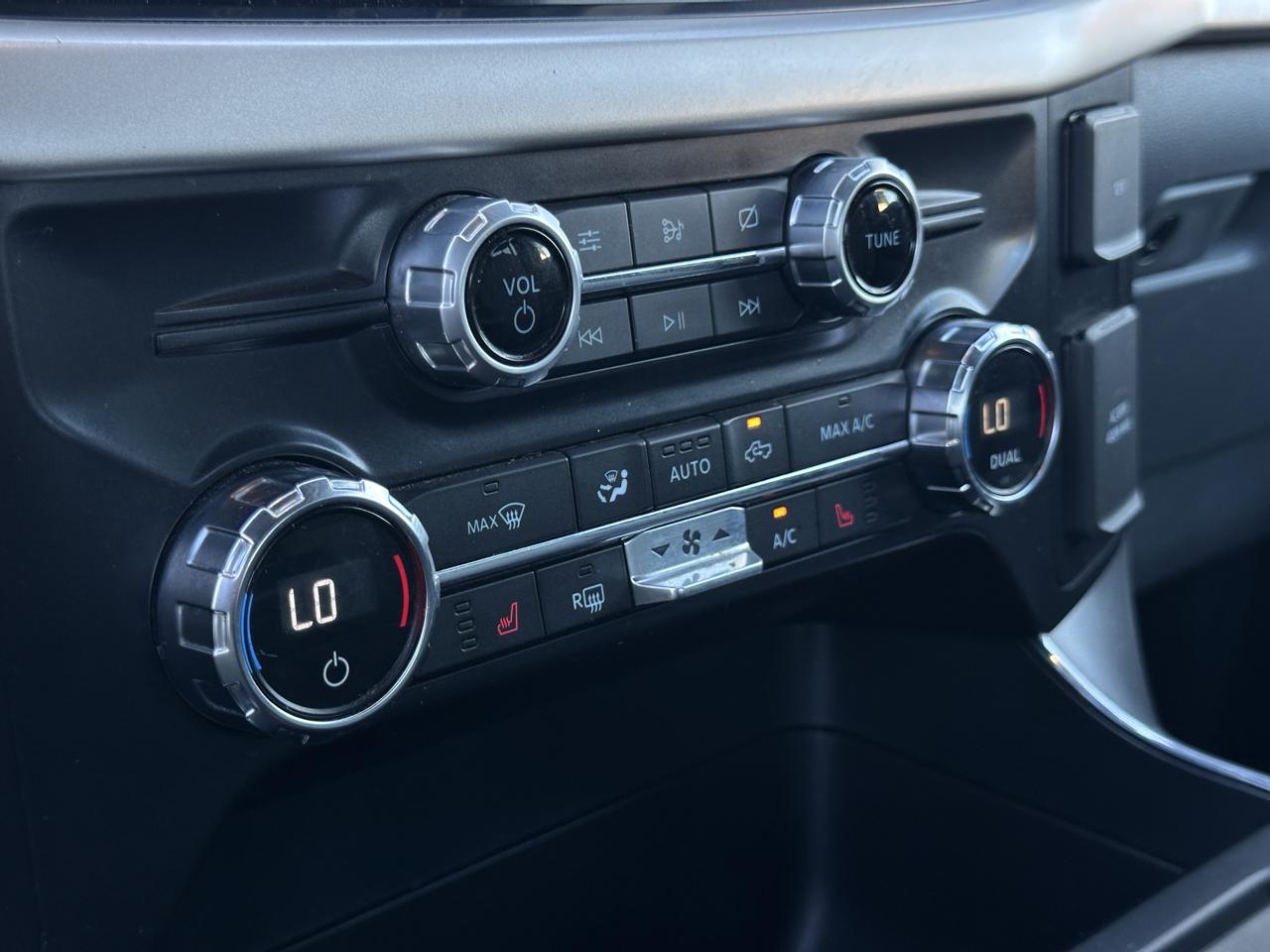 Ford F-150 Supercab 139" XLT 4WD 2021