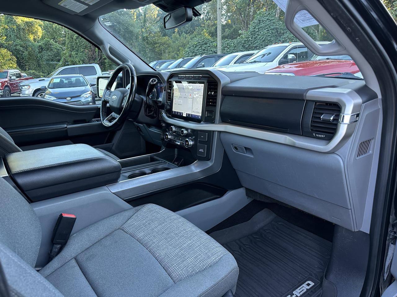 Ford F-150 Supercab 139" XLT 4WD 2021