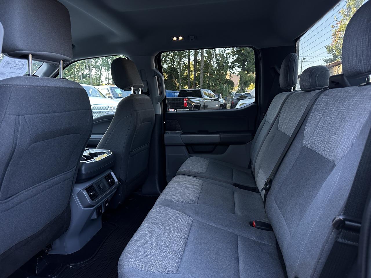 Ford F-150 Supercab 139" XLT 4WD 2021