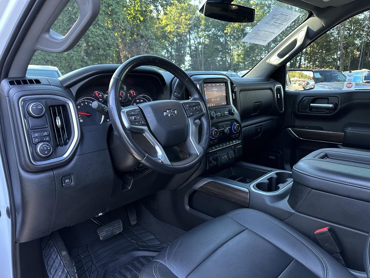 Chevrolet Silverado 1500 2WD Crew Cab 147" RST 2021