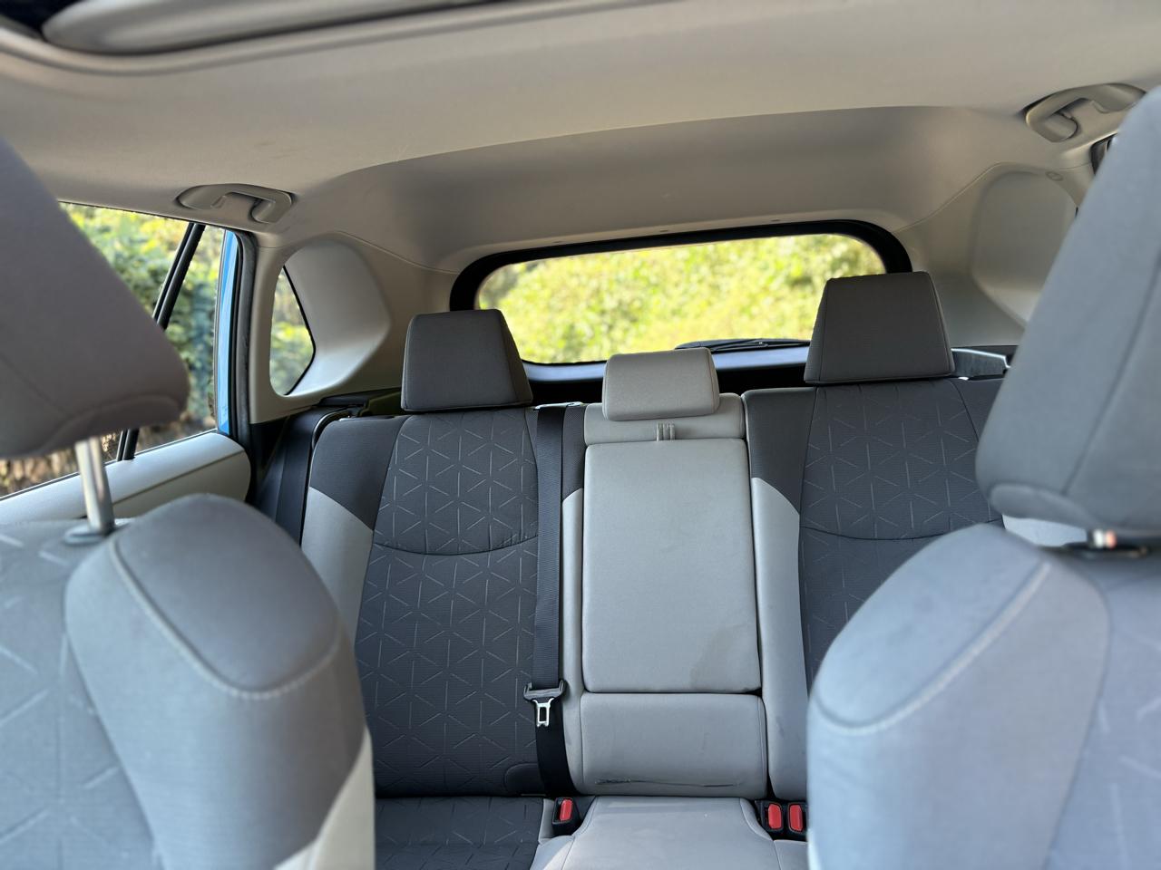Toyota RAV4 XLE FWD (Natl) 2019