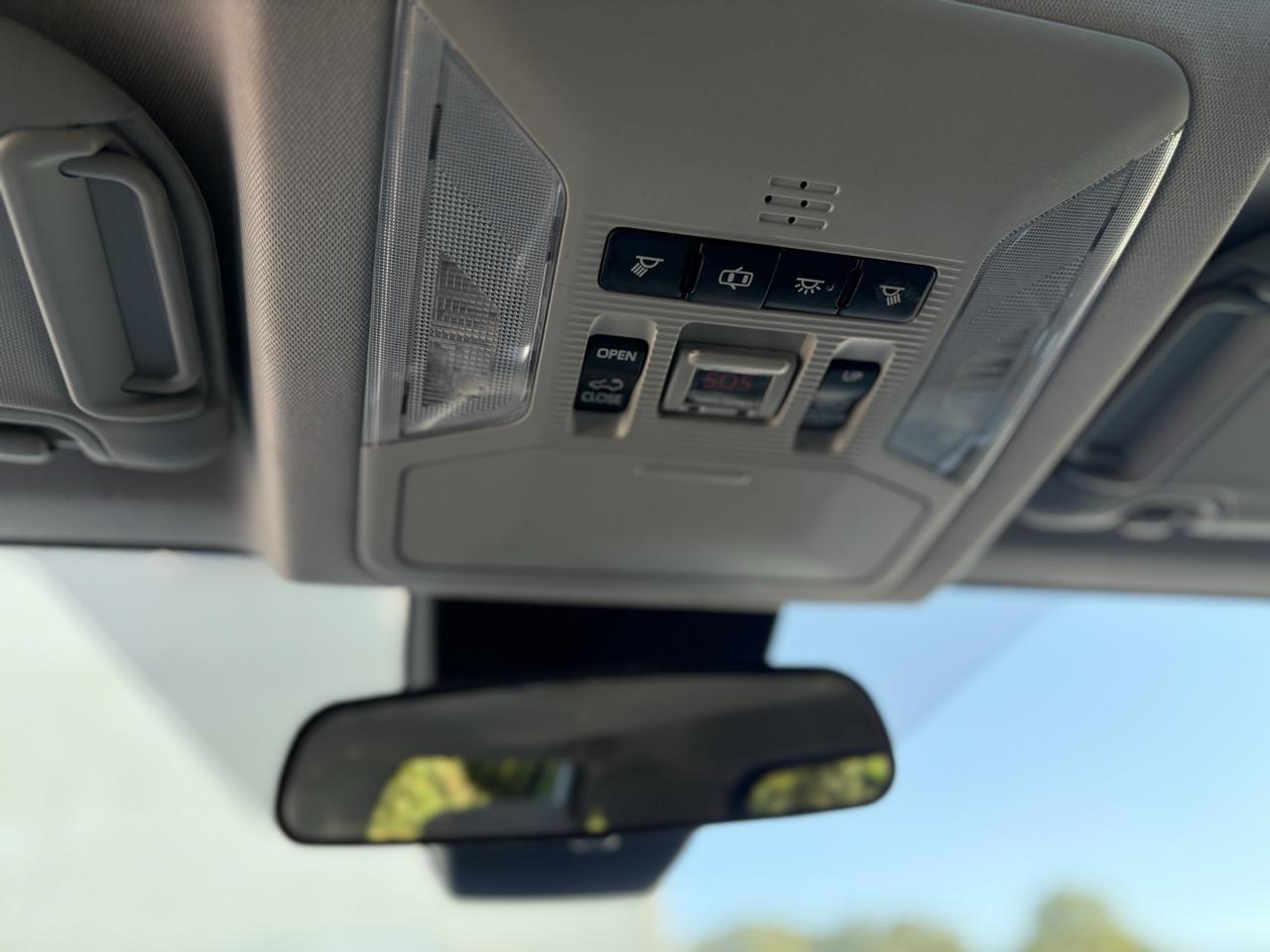 Toyota RAV4 XLE FWD (Natl) 2019