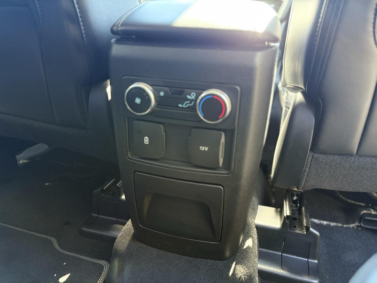 Ford Explorer XLT 4WD 2022