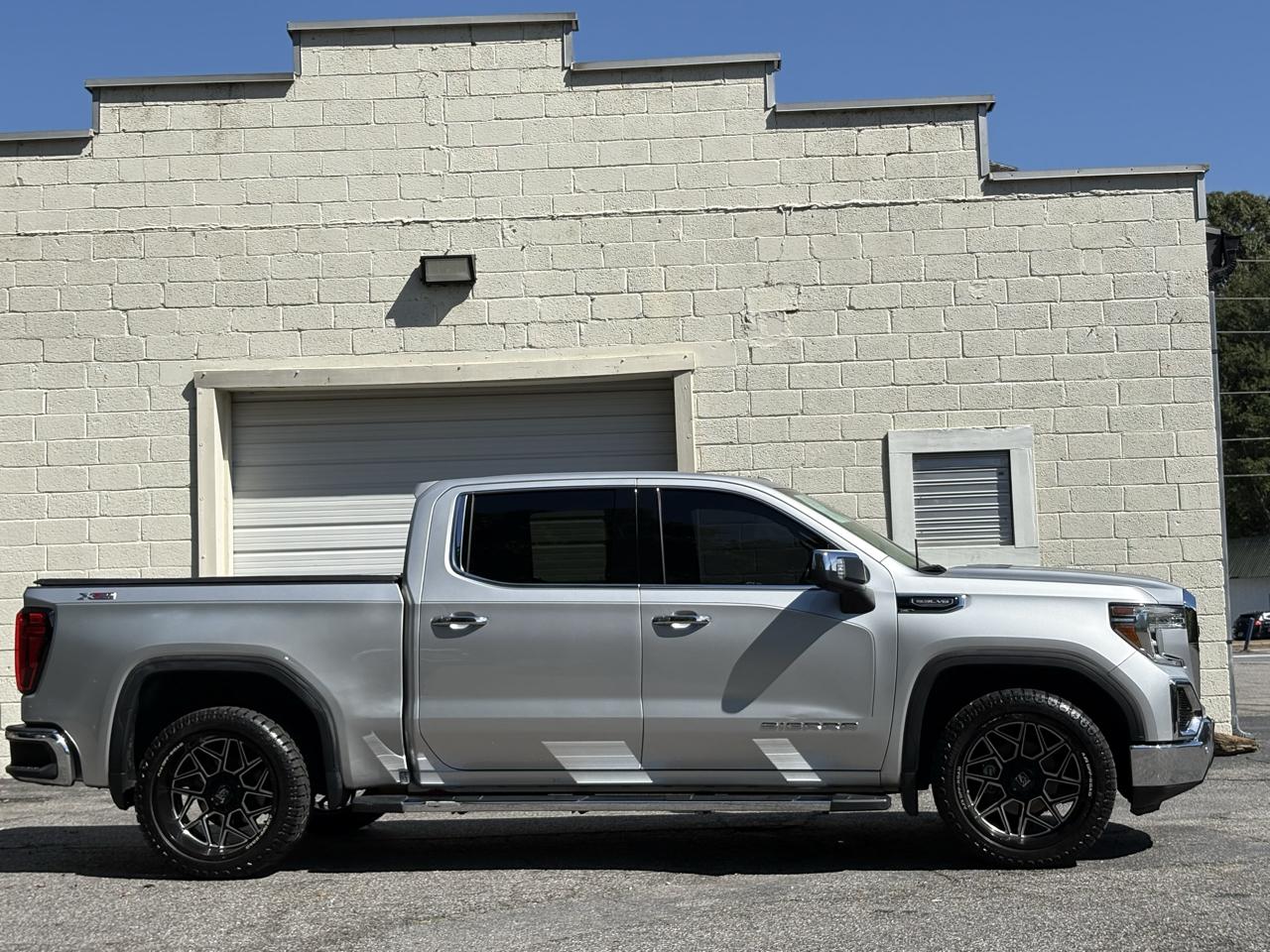 GMC Sierra 1500 4WD Crew Cab 147" SLT 2019