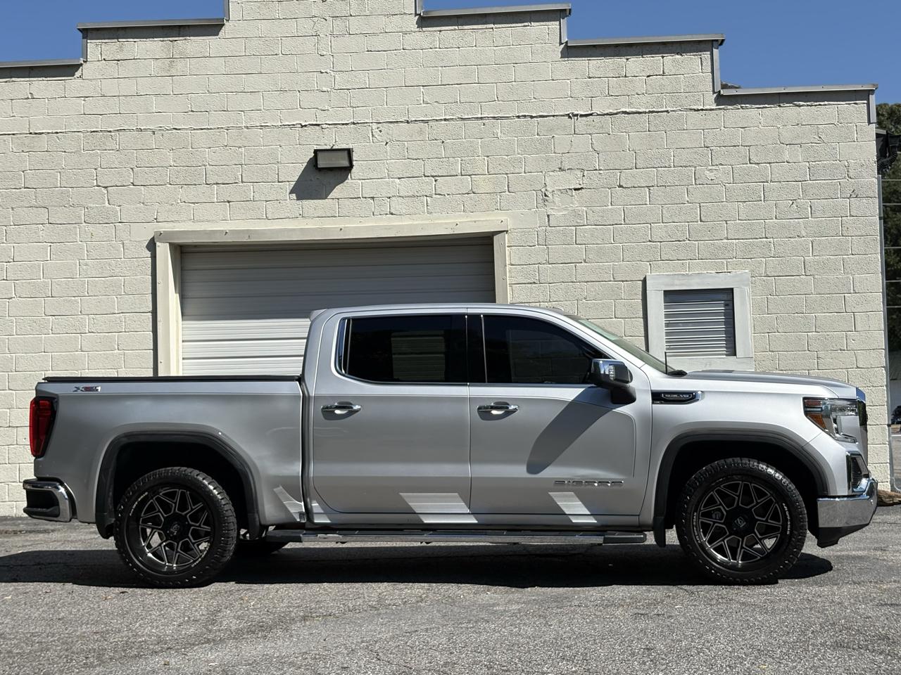 GMC Sierra 1500 4WD Crew Cab 147" SLT 2019