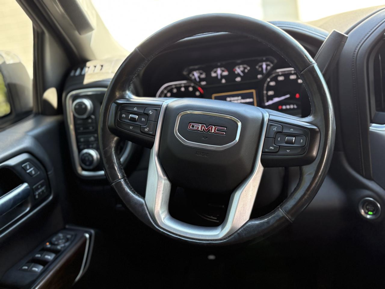 GMC Sierra 1500 4WD Crew Cab 147" SLT 2019