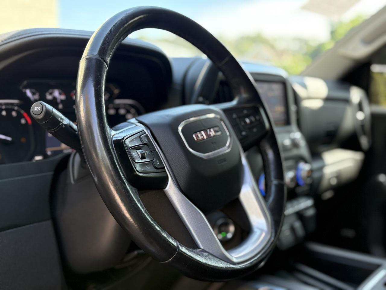GMC Sierra 1500 4WD Crew Cab 147" SLT 2019