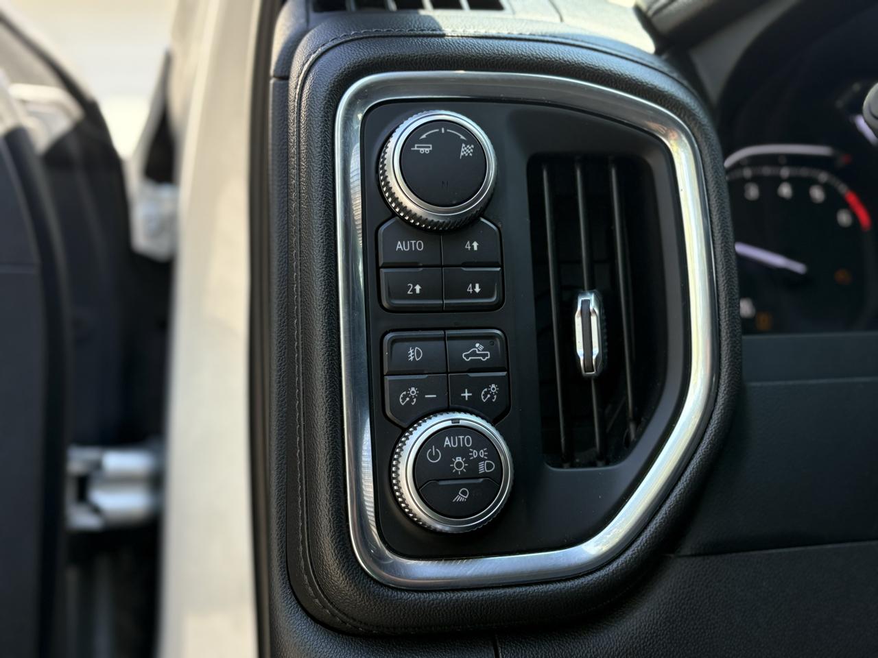 GMC Sierra 1500 4WD Crew Cab 147" SLT 2019