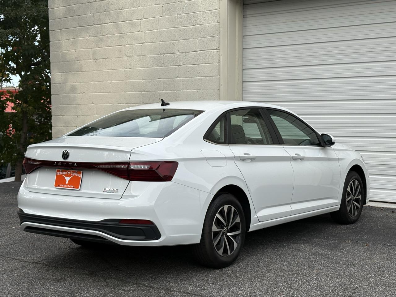 Volkswagen Jetta S Auto 2025