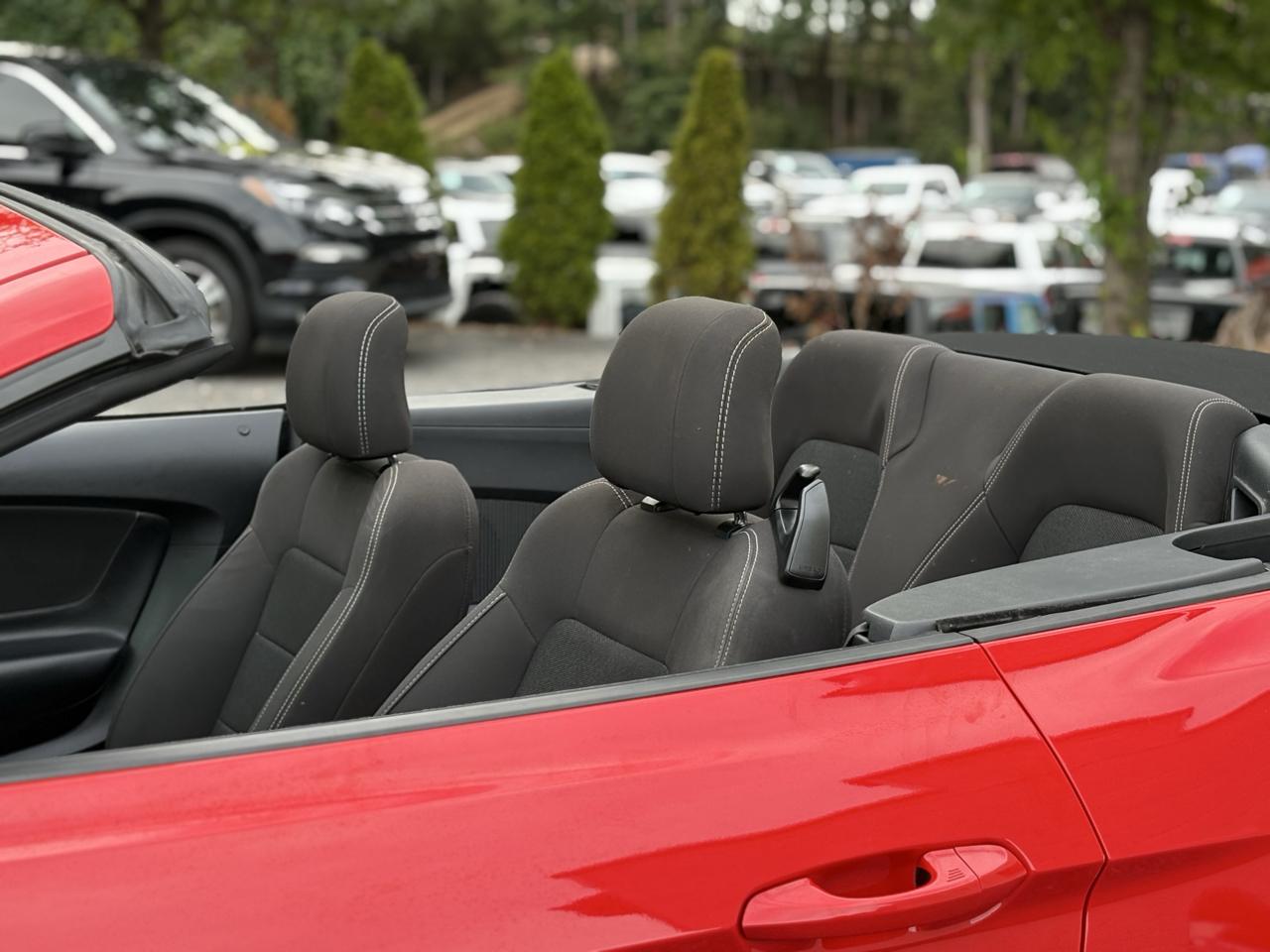 Ford Mustang V6 Convertible 2017