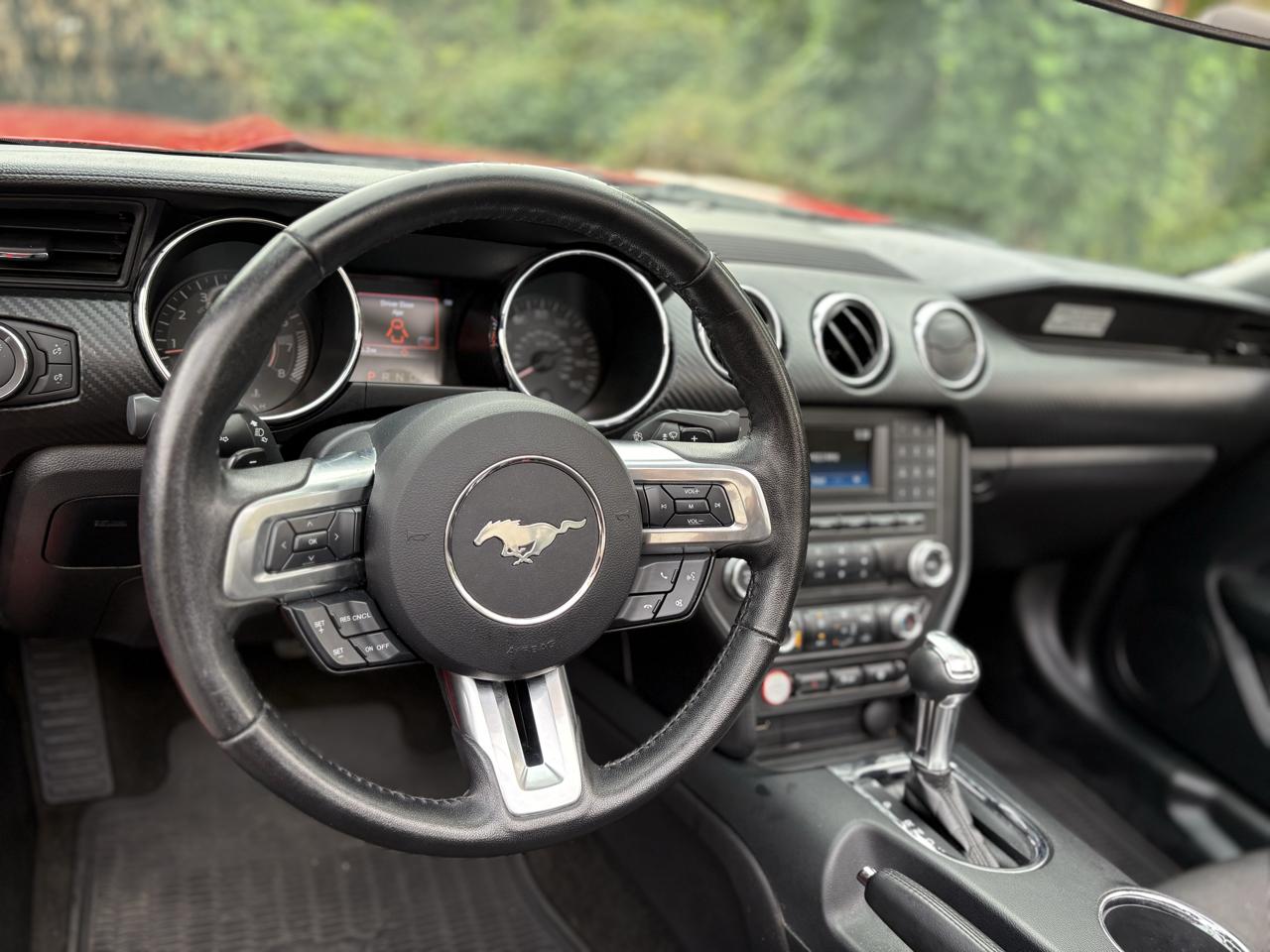 Ford Mustang V6 Convertible 2017