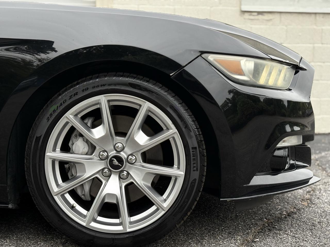 Ford Mustang 2dr Fastback GT 2015