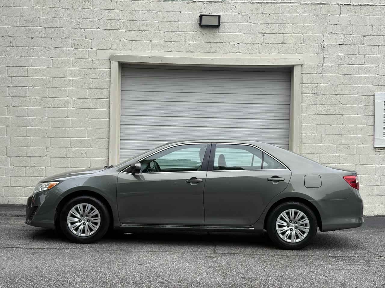Toyota Camry 4dr Sdn I4 Auto SE Sport Limited Edition (Natl) 2012