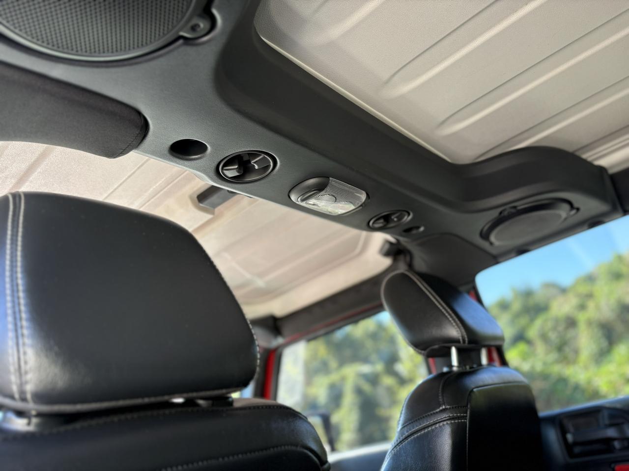 Jeep Wrangler Unlimited 4WD 4dr Sahara 2014