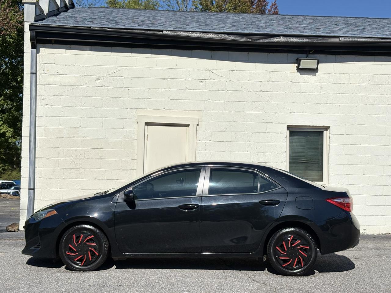 Toyota Corolla XLE CVT (Natl) 2019