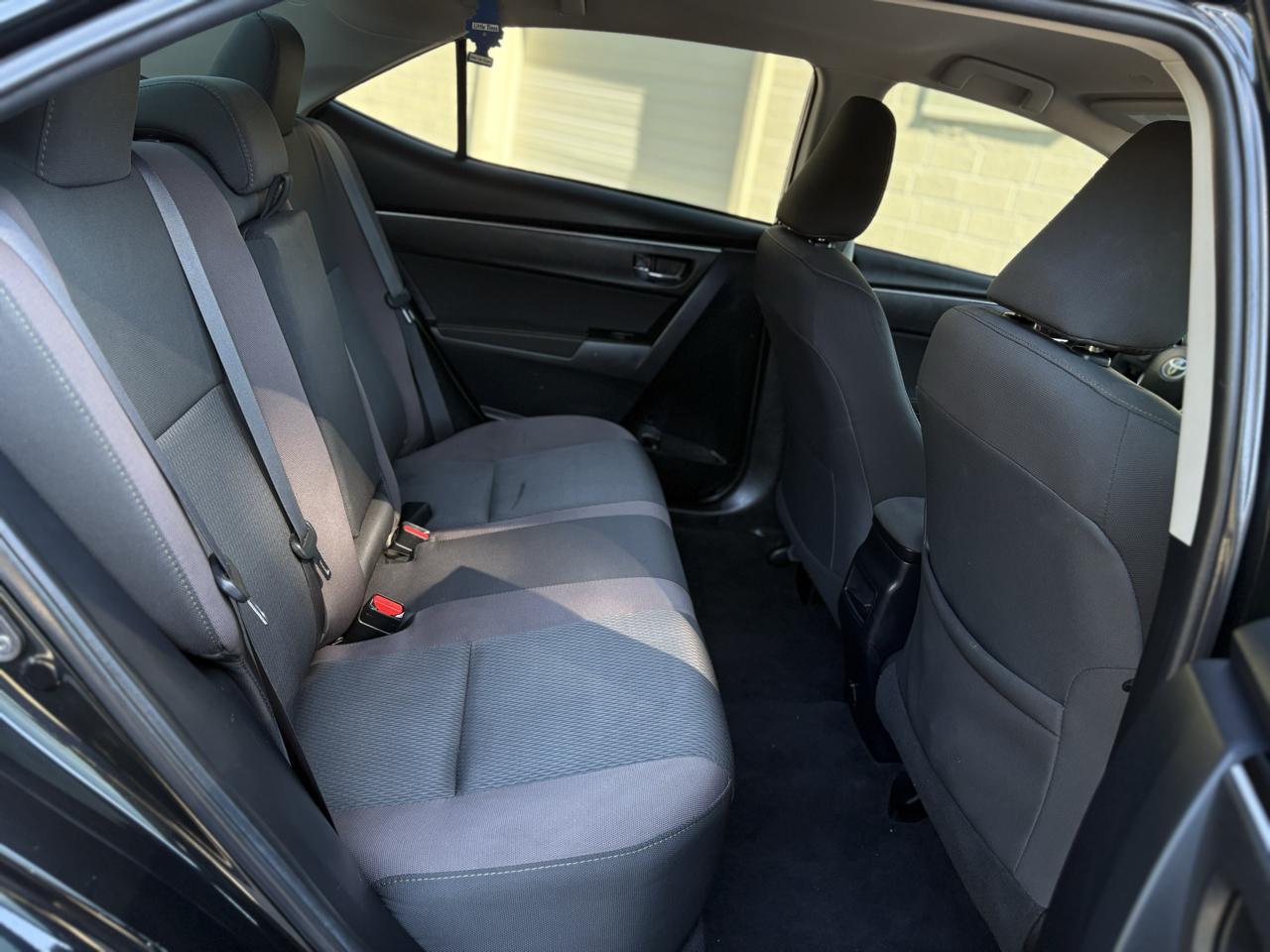 Toyota Corolla XLE CVT (Natl) 2019
