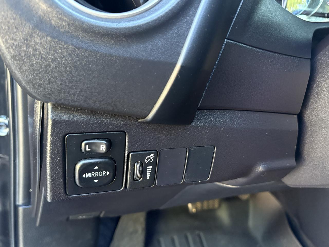 Toyota Corolla XLE CVT (Natl) 2019