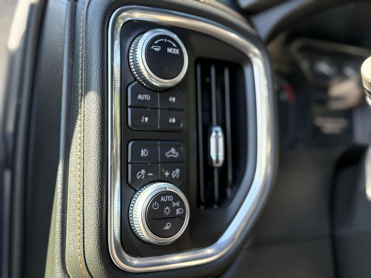 GMC Sierra 1500 4WD Crew Cab 147" AT4 2021