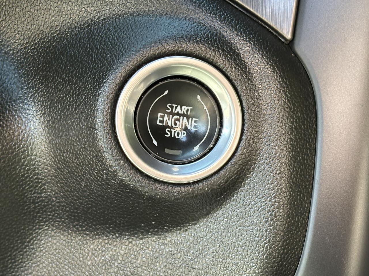 GMC Sierra 1500 4WD Crew Cab 147" AT4 2021