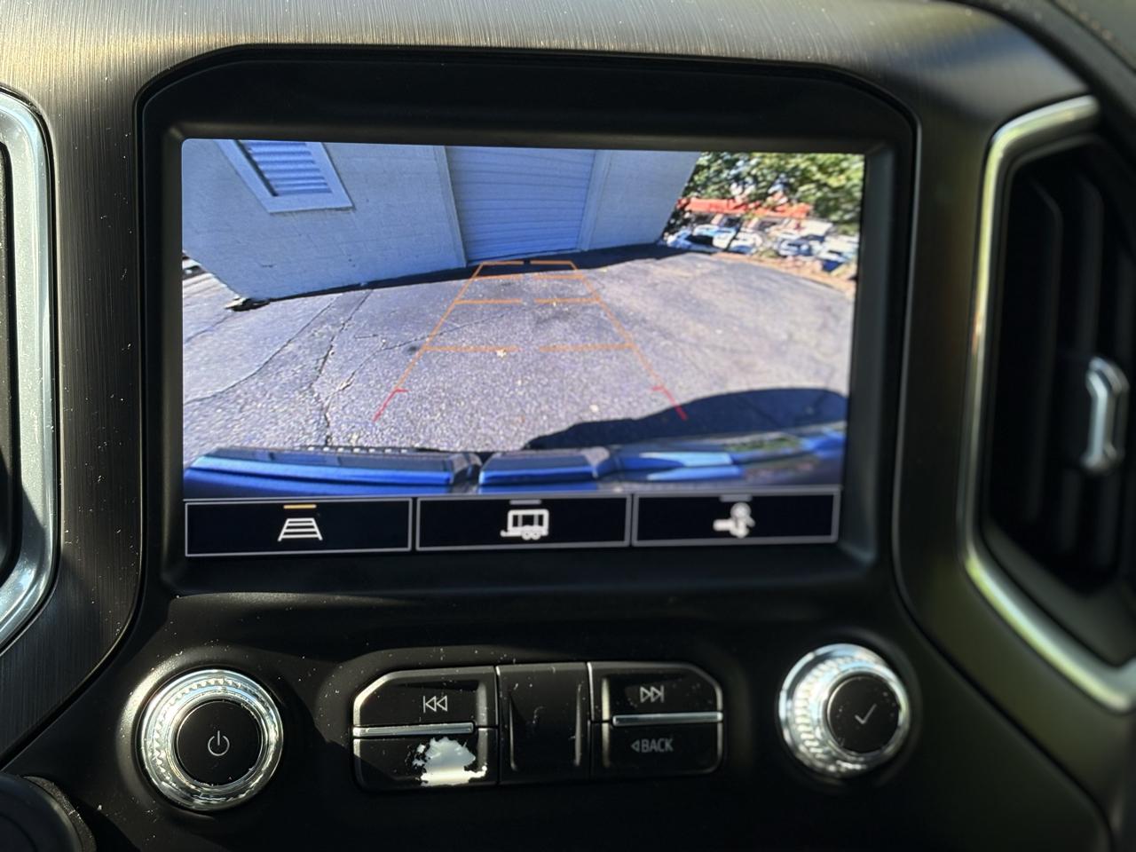 GMC Sierra 1500 4WD Crew Cab 147" AT4 2021