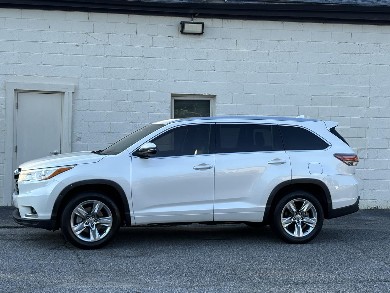 Toyota Highlander FWD 4dr V6 Limited (Natl) 2015