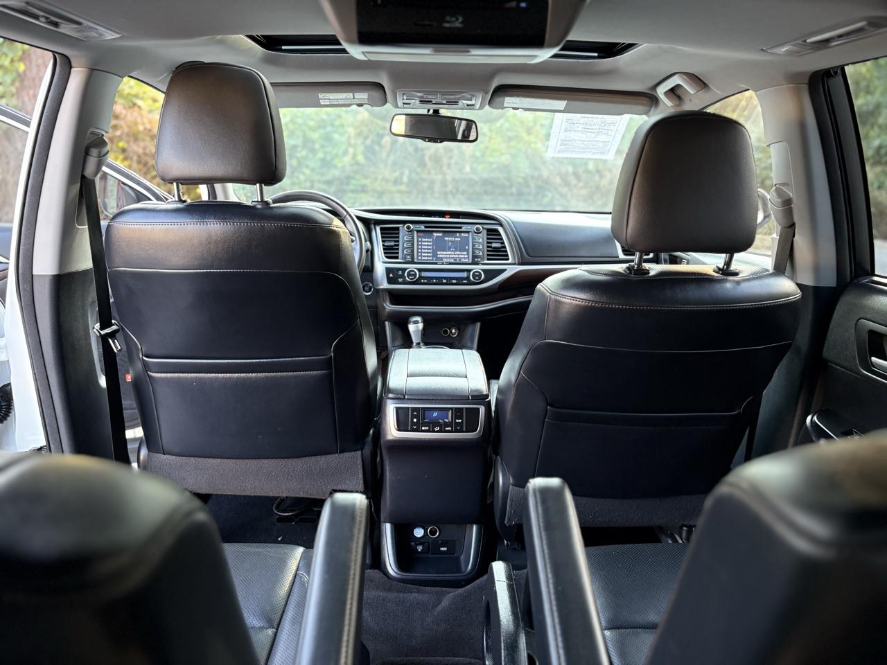 Toyota Highlander FWD 4dr V6 Limited (Natl) 2015