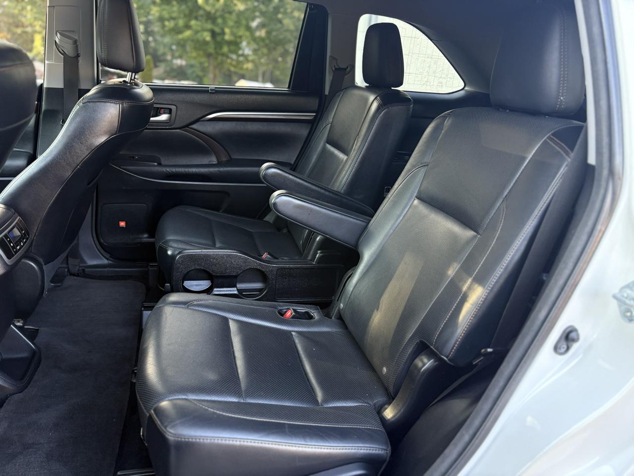 Toyota Highlander FWD 4dr V6 Limited (Natl) 2015