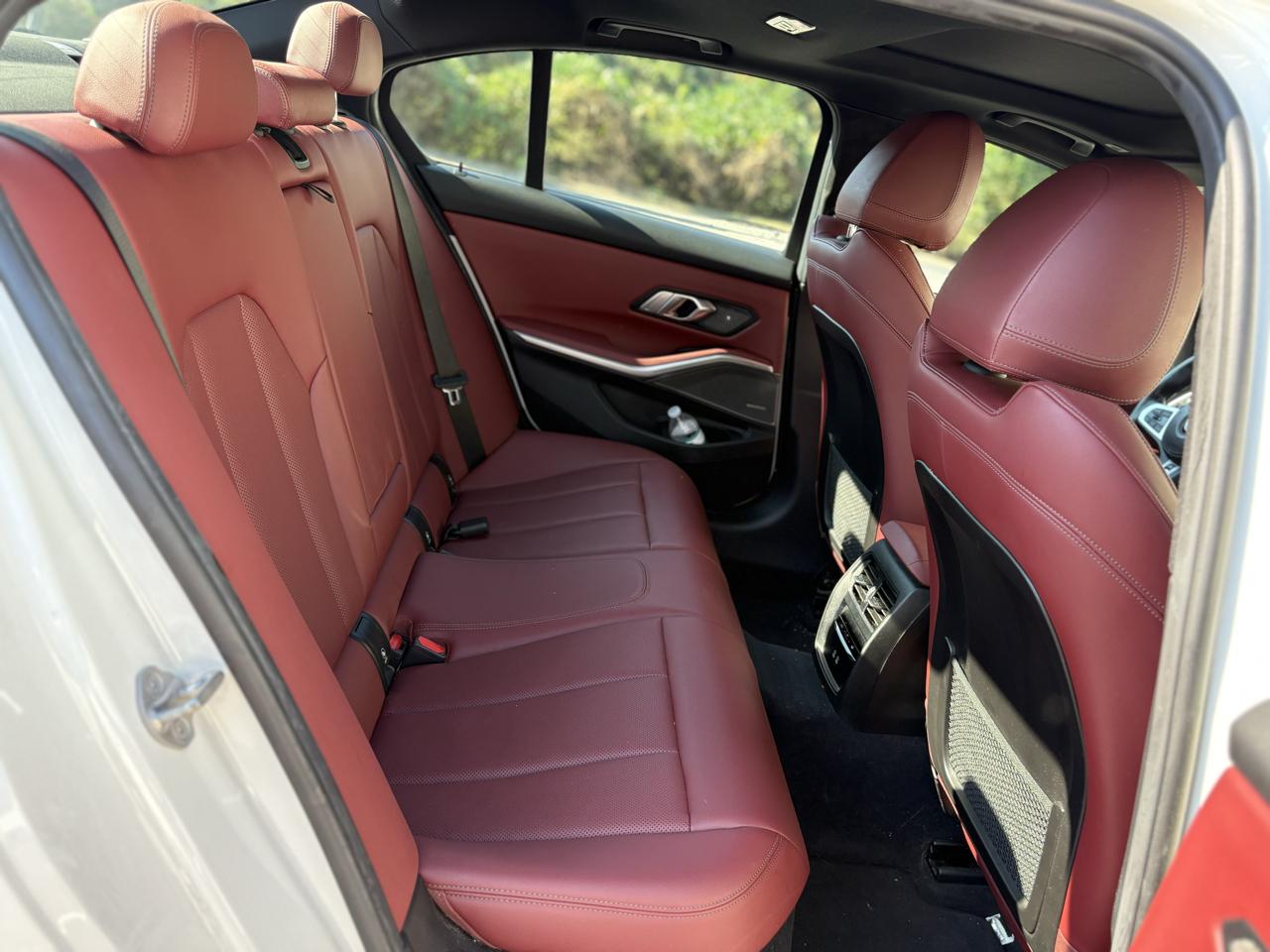 BMW 3 Series 330i Sedan 2023