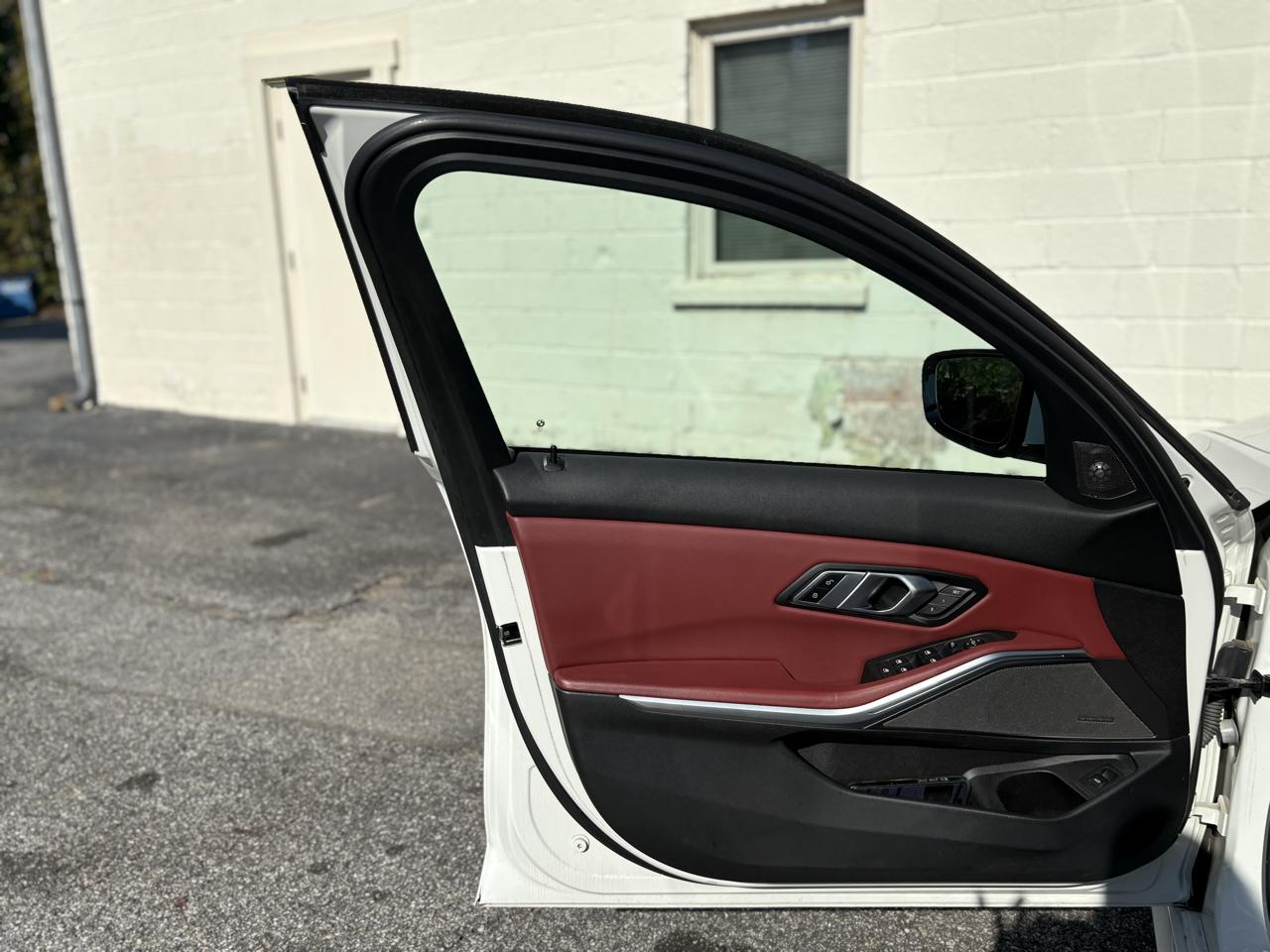 BMW 3 Series 330i Sedan 2023