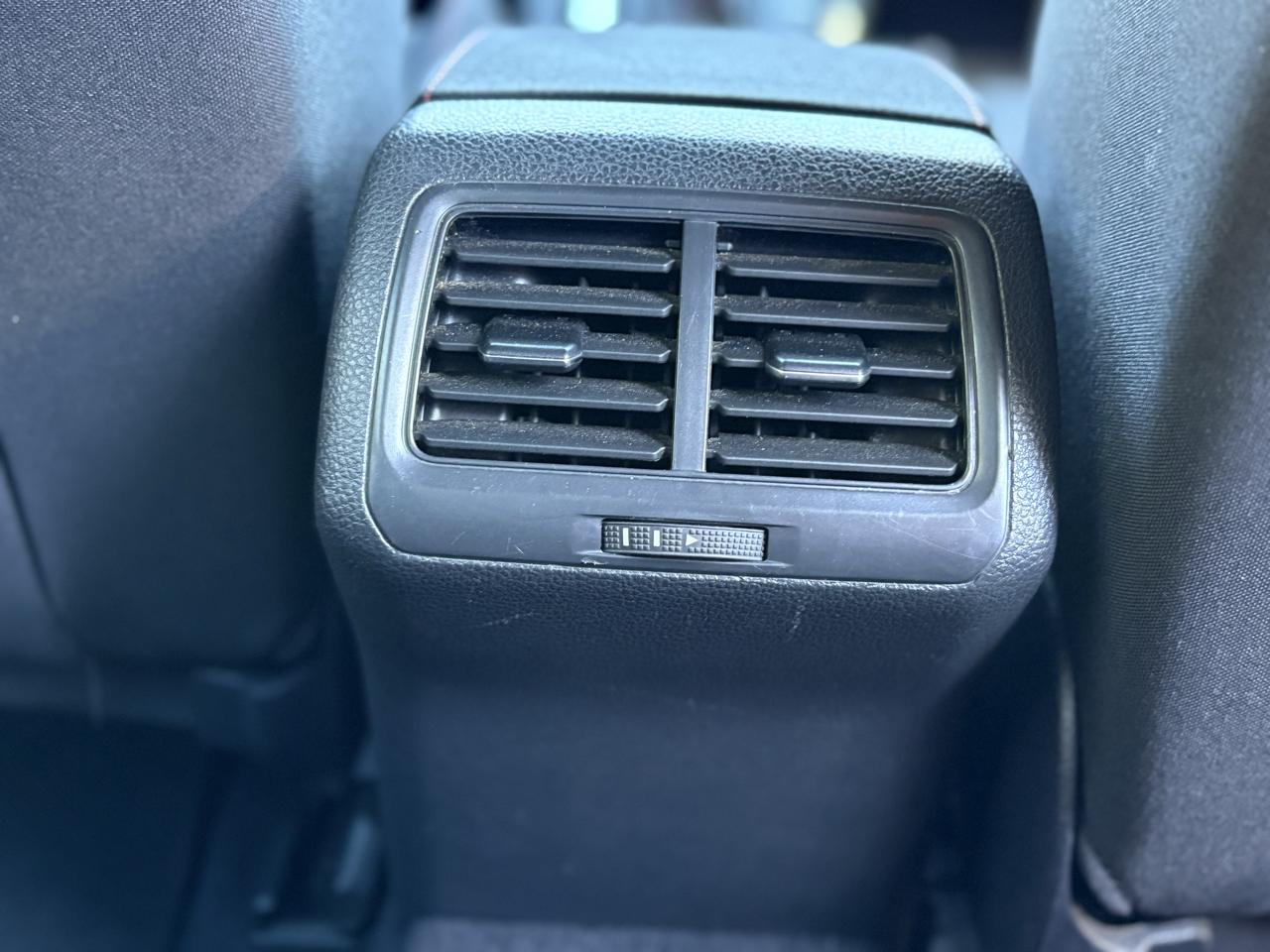 Volkswagen Golf GTI 2.0T 4-Door Autobahn DSG 2017