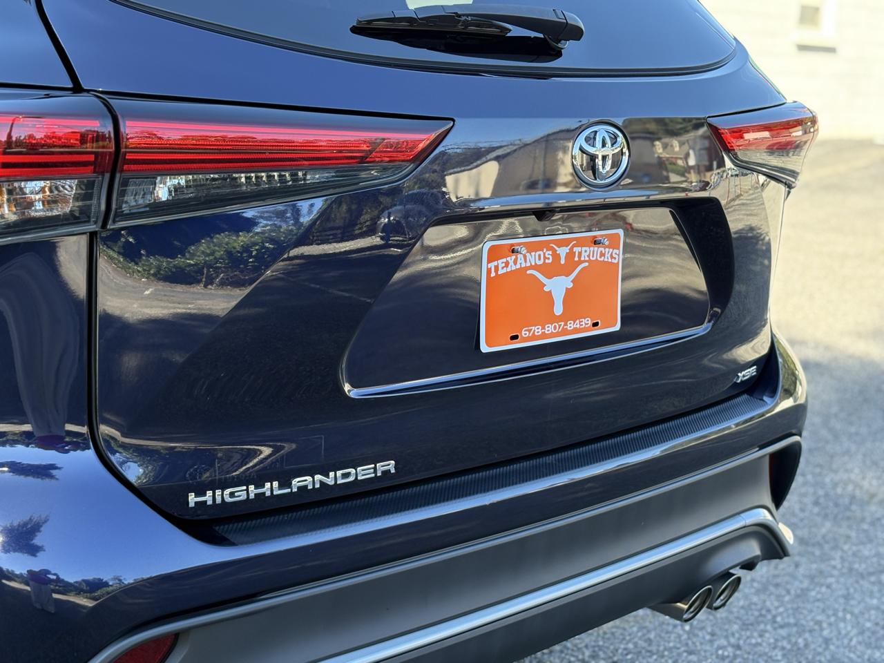 Toyota Highlander Platinum FWD (Natl) 2023
