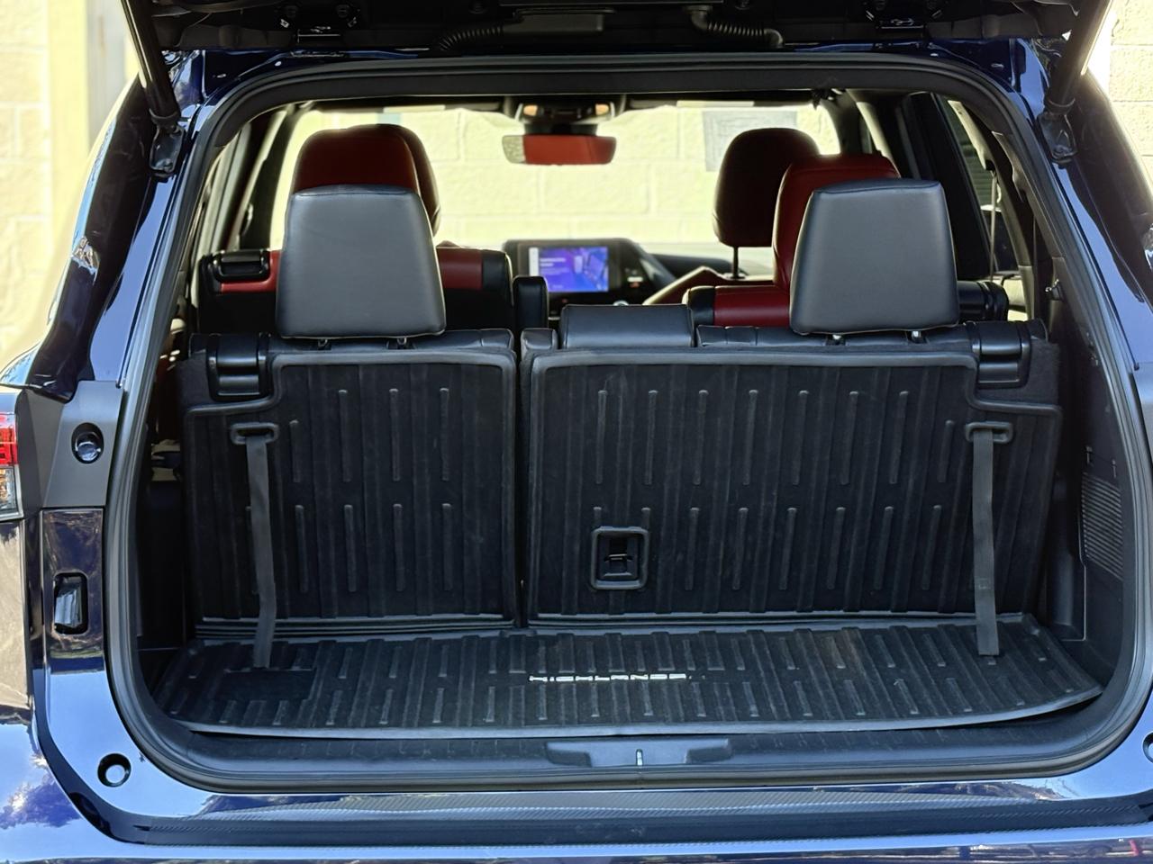 Toyota Highlander Platinum FWD (Natl) 2023