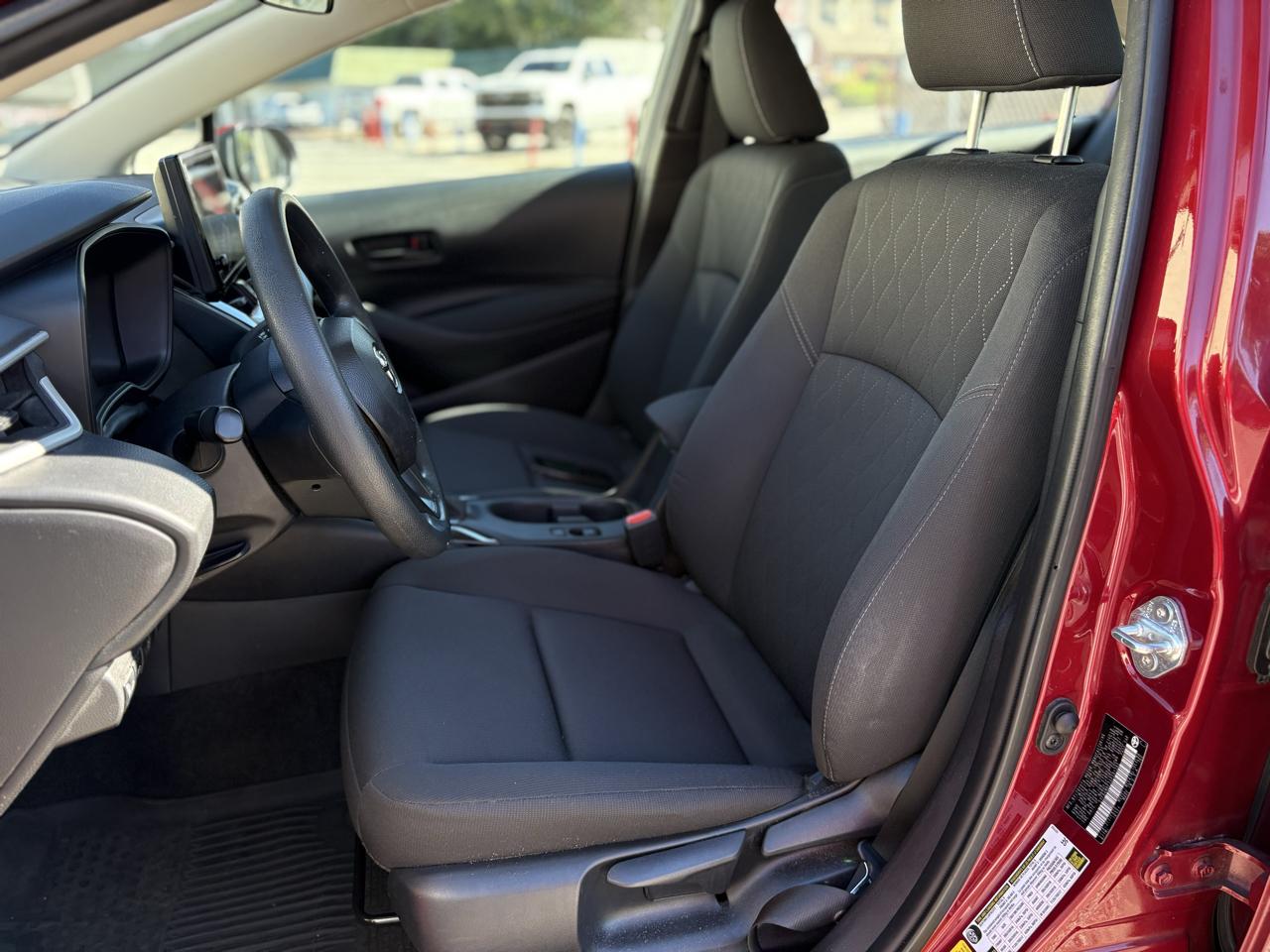 Toyota Corolla LE CVT (Natl) 2025