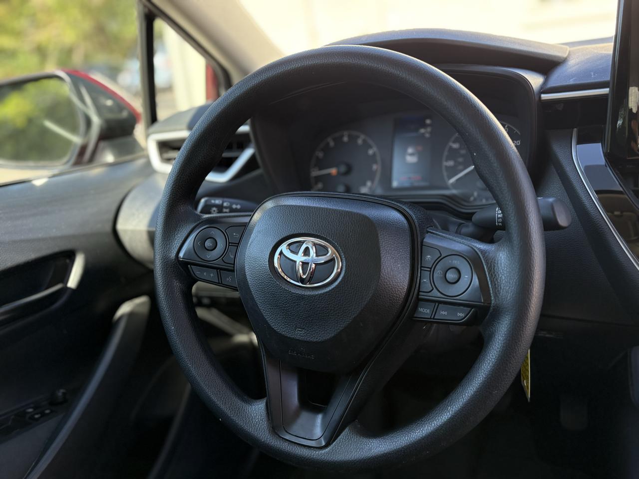 Toyota Corolla LE CVT (Natl) 2025