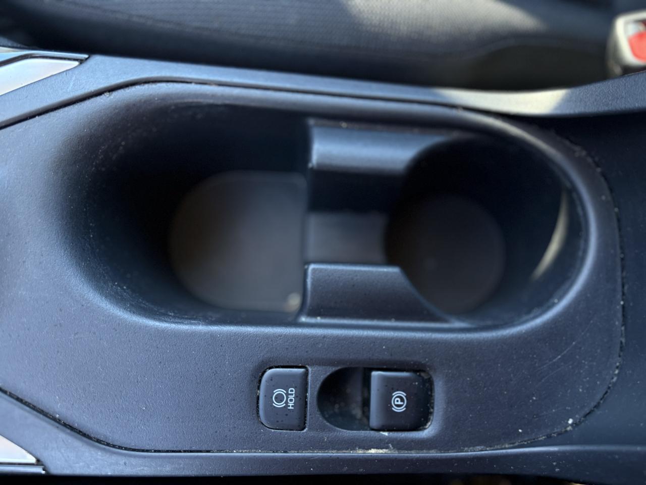 Toyota Corolla LE CVT (Natl) 2025