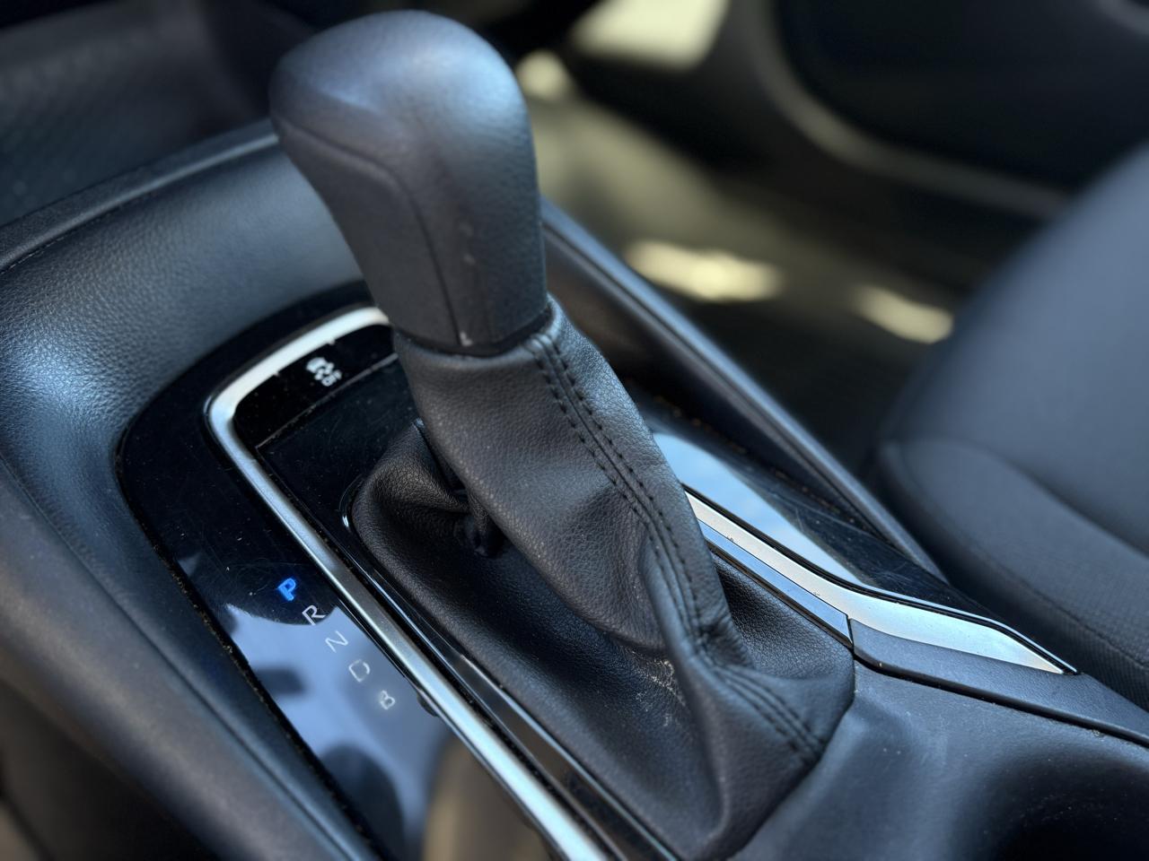 Toyota Corolla LE CVT (Natl) 2025