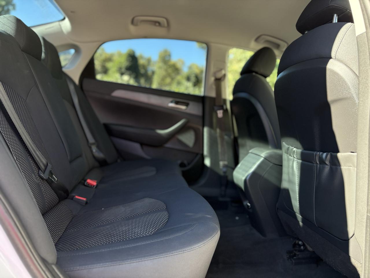 Hyundai Sonata SE 2.4L 2018