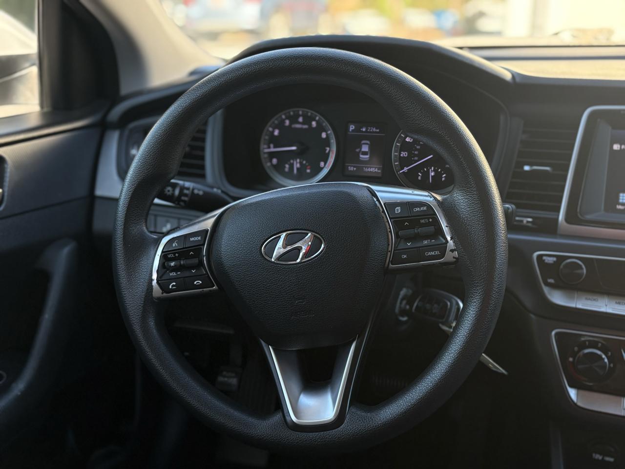 Hyundai Sonata SE 2.4L 2018