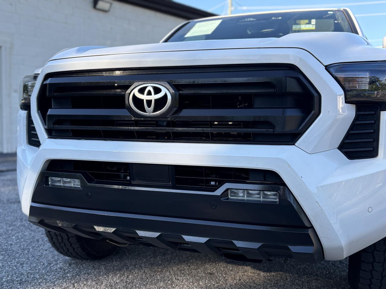 Toyota Tacoma 2WD TRD Sport Double Cab 5' Bed AT (Natl) 2024