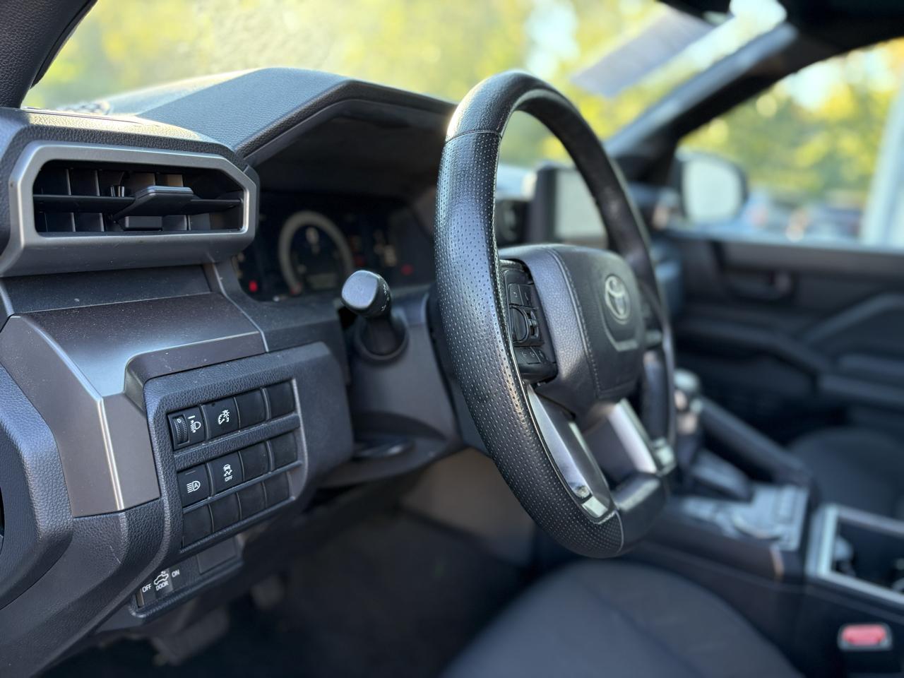 Toyota Tacoma 2WD TRD Sport Double Cab 5' Bed AT (Natl) 2024